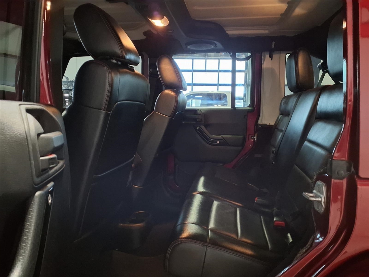 Jeep Wrangler Unlimited  2012