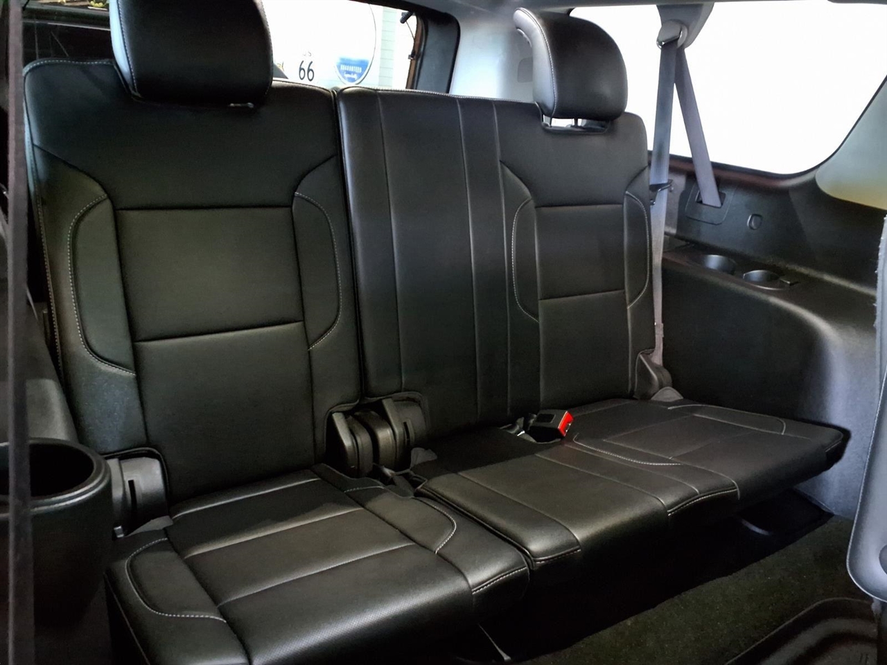 Chevrolet Suburban 4WD 4dr 1500 Premier 2017