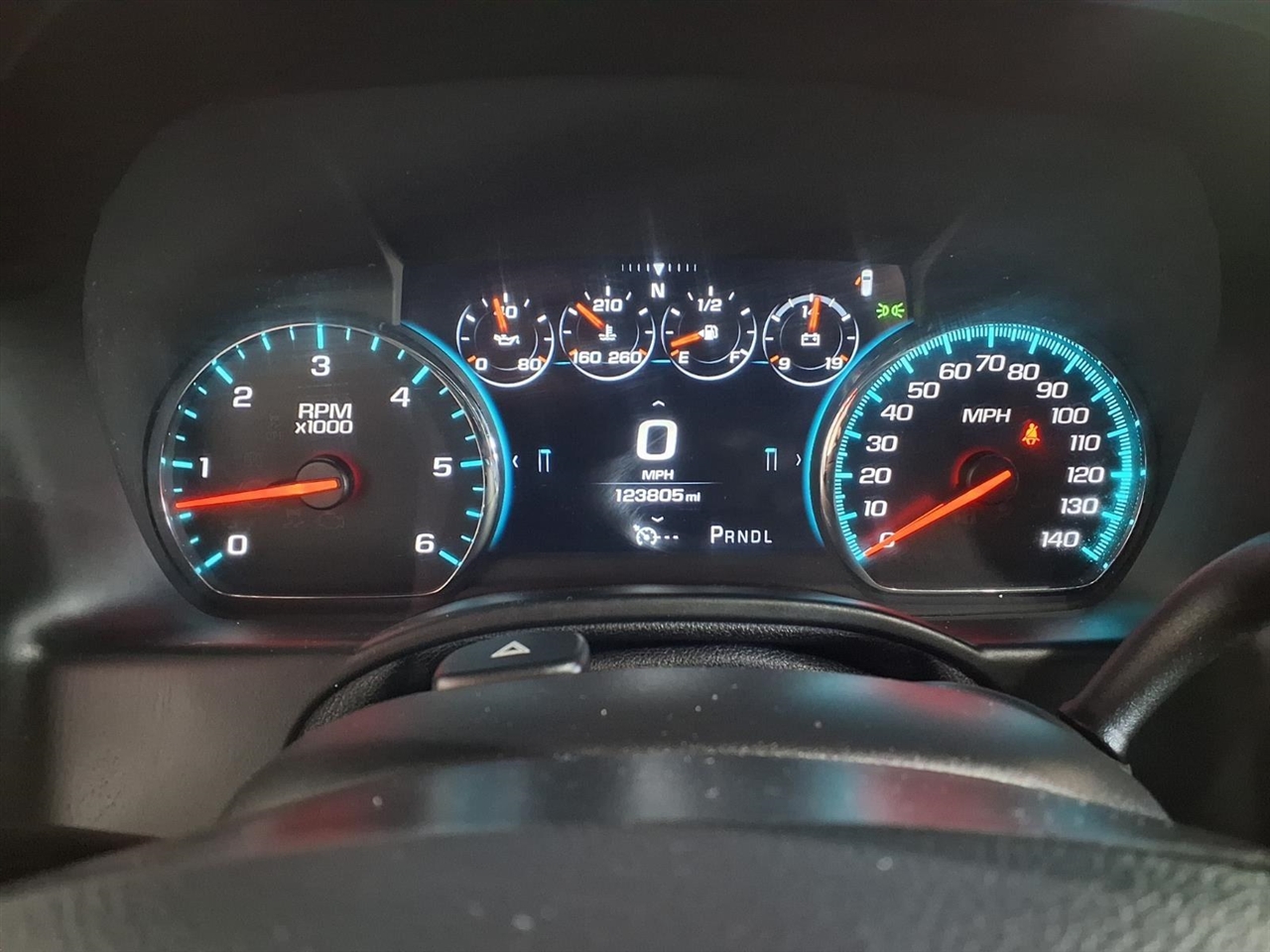 Chevrolet Suburban 4WD 4dr 1500 Premier 2017