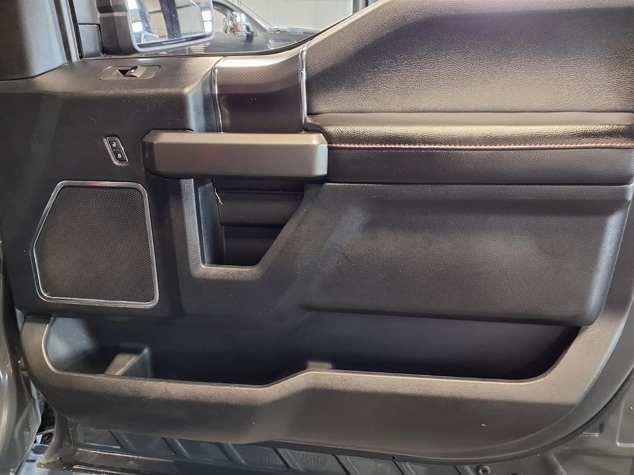 Ford F-150 King Ranch 4WD SuperCrew 5.5' Box 2017