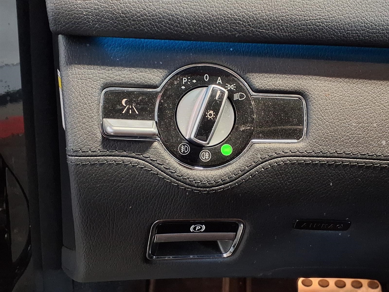 Mercedes-Benz CL-Class 2dr Cpe CL 550 4MATIC 2010