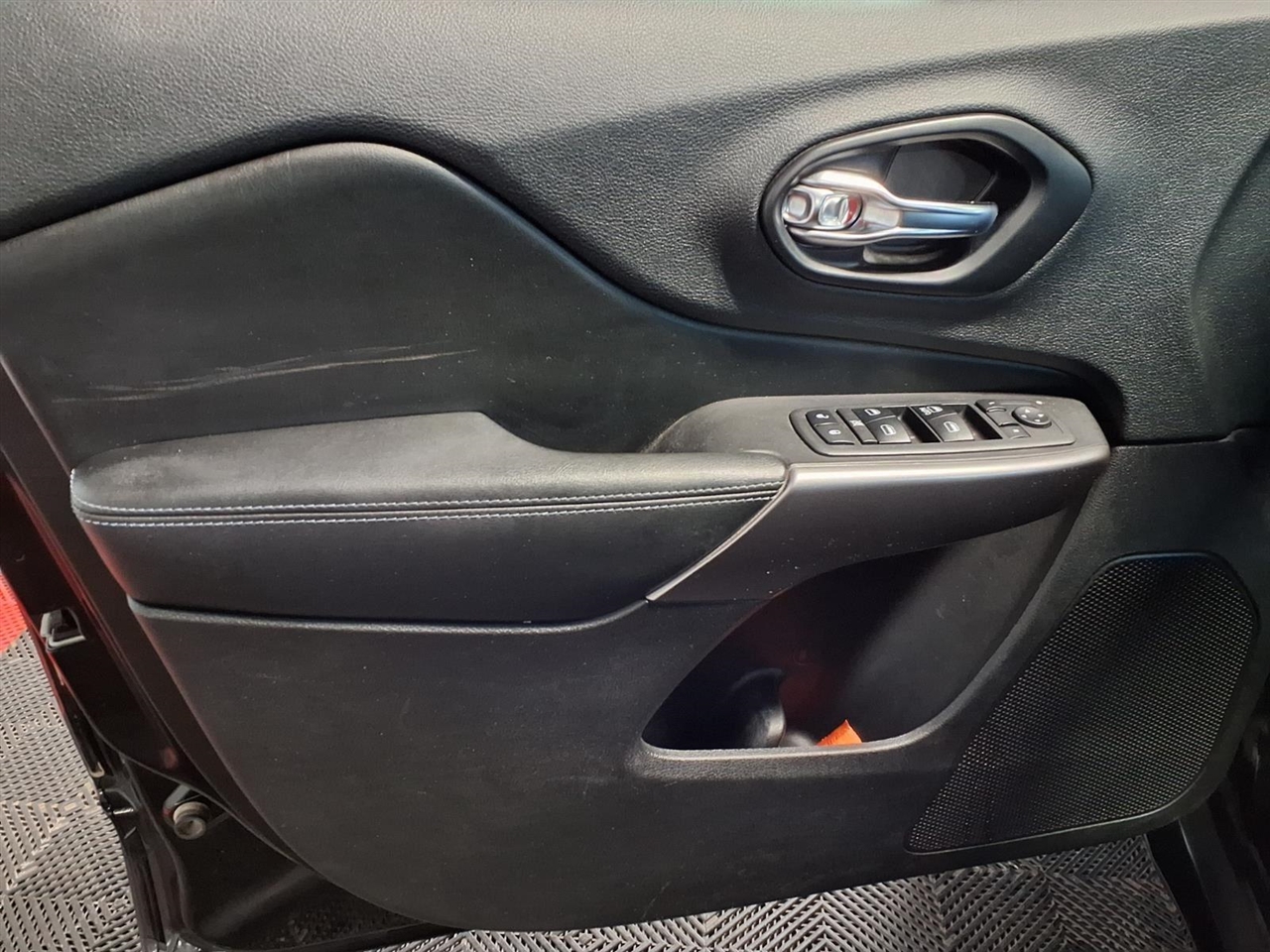 Jeep Cherokee Latitude 4x4 2019