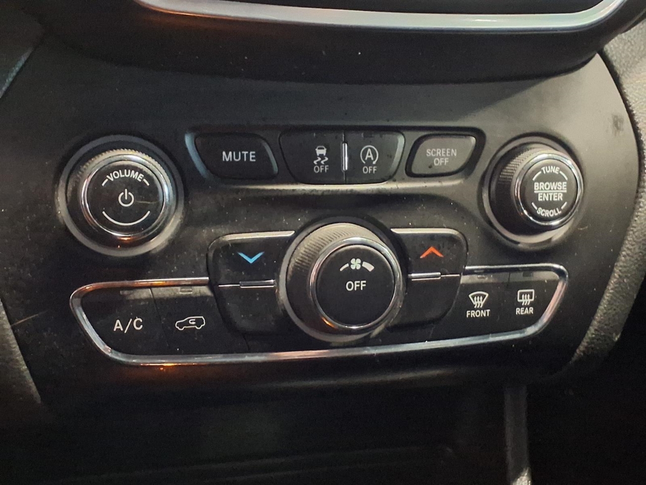 Jeep Cherokee Latitude 4x4 2019