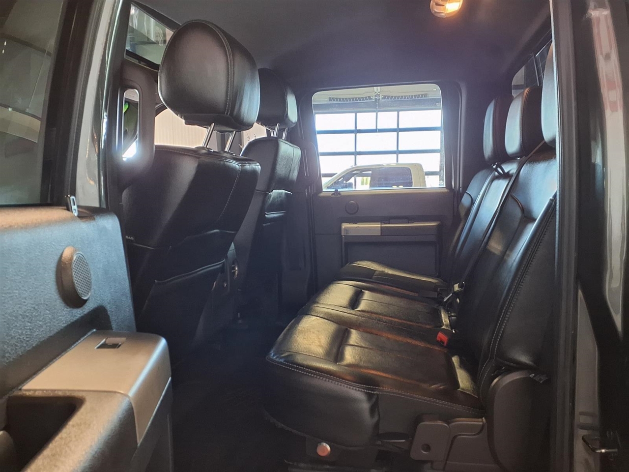 Ford Super Duty F-350 SRW  2015