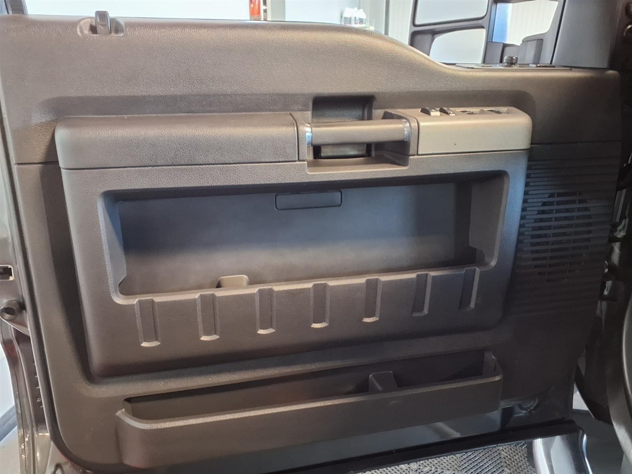 Ford Super Duty F-350 SRW  2015