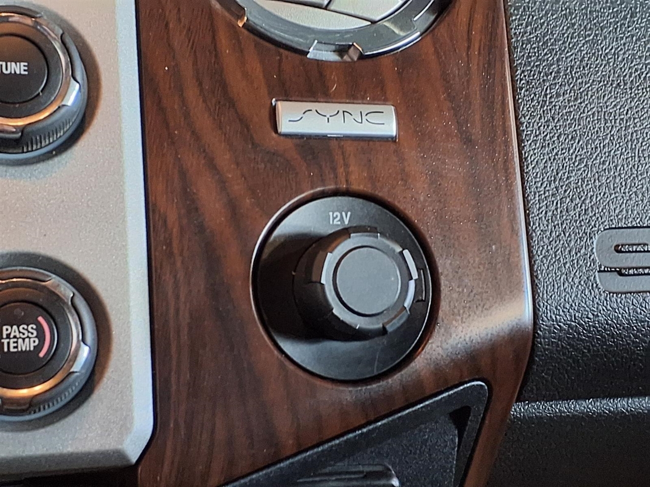 Ford Super Duty F-350 SRW  2015