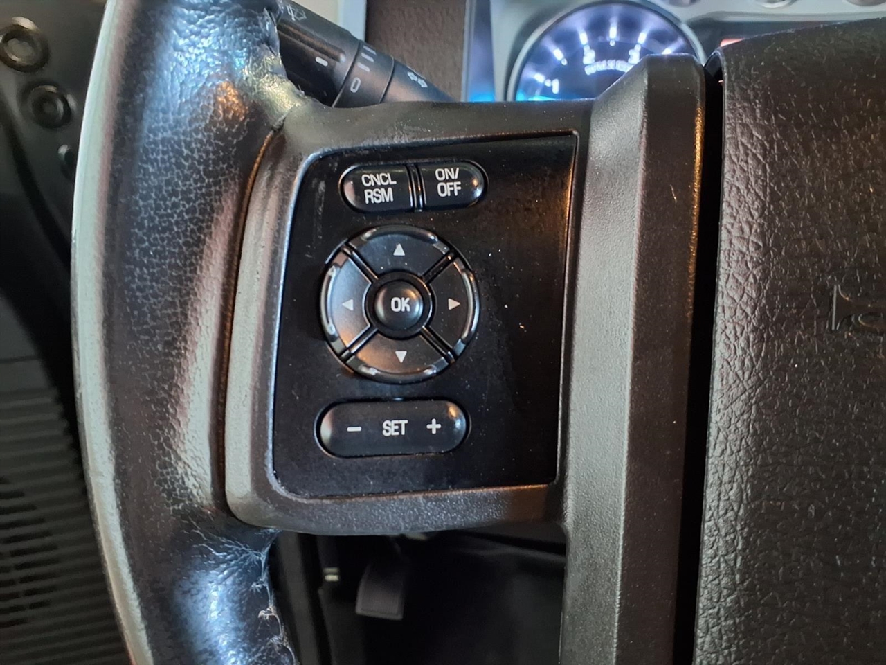 Ford Super Duty F-350 SRW  2015