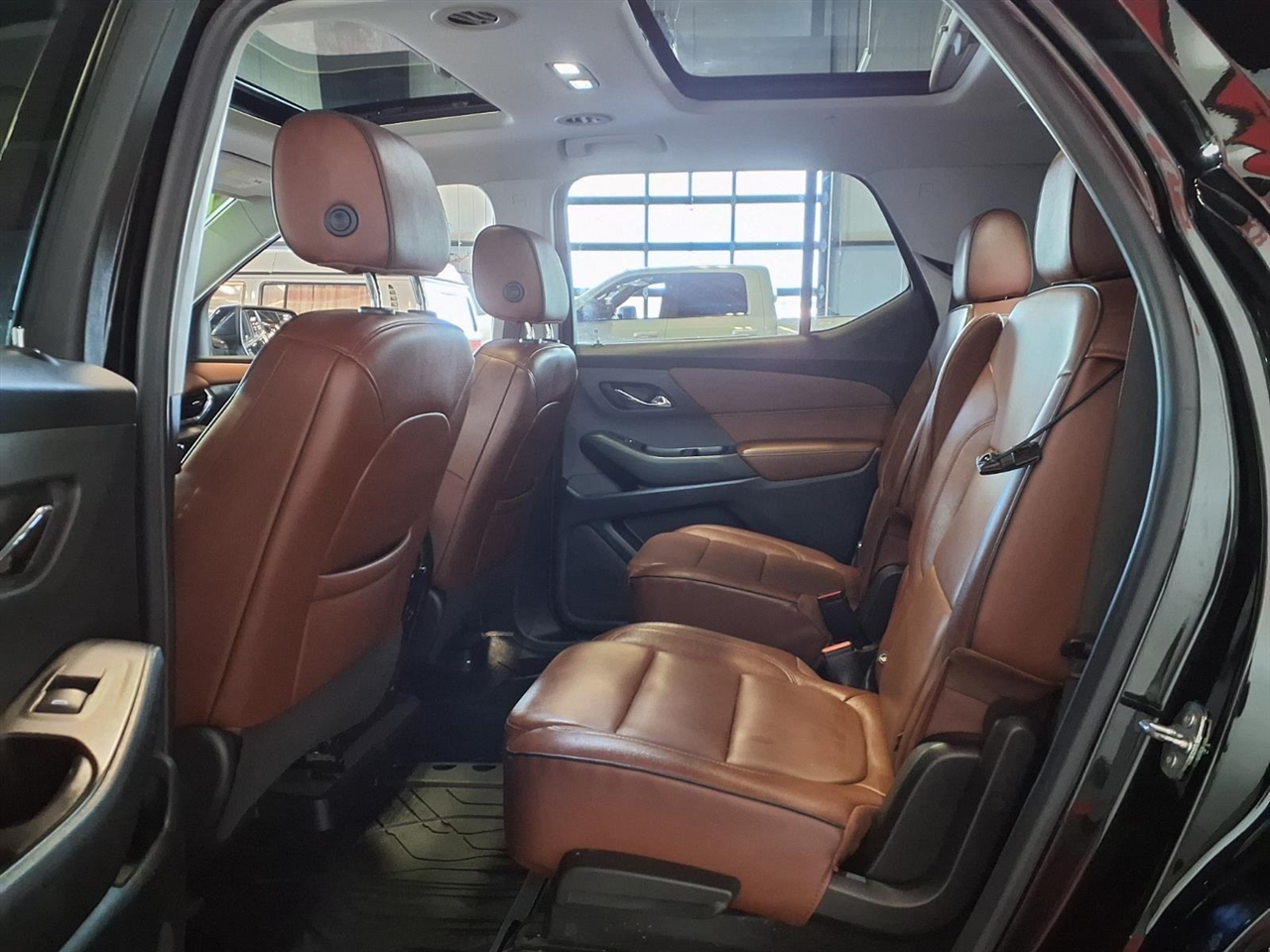 Chevrolet Traverse AWD 4dr High Country 2021