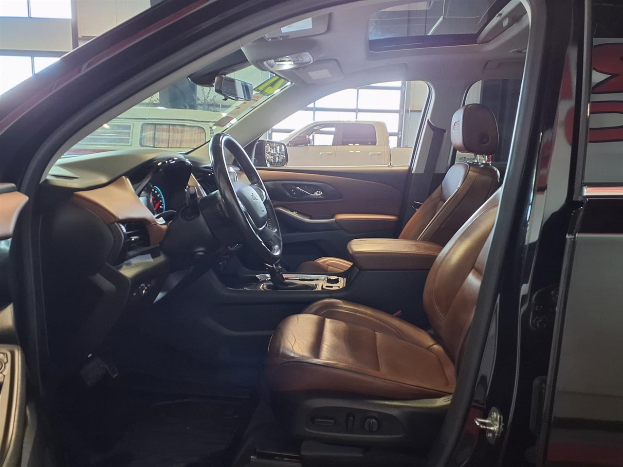 Chevrolet Traverse AWD 4dr High Country 2021