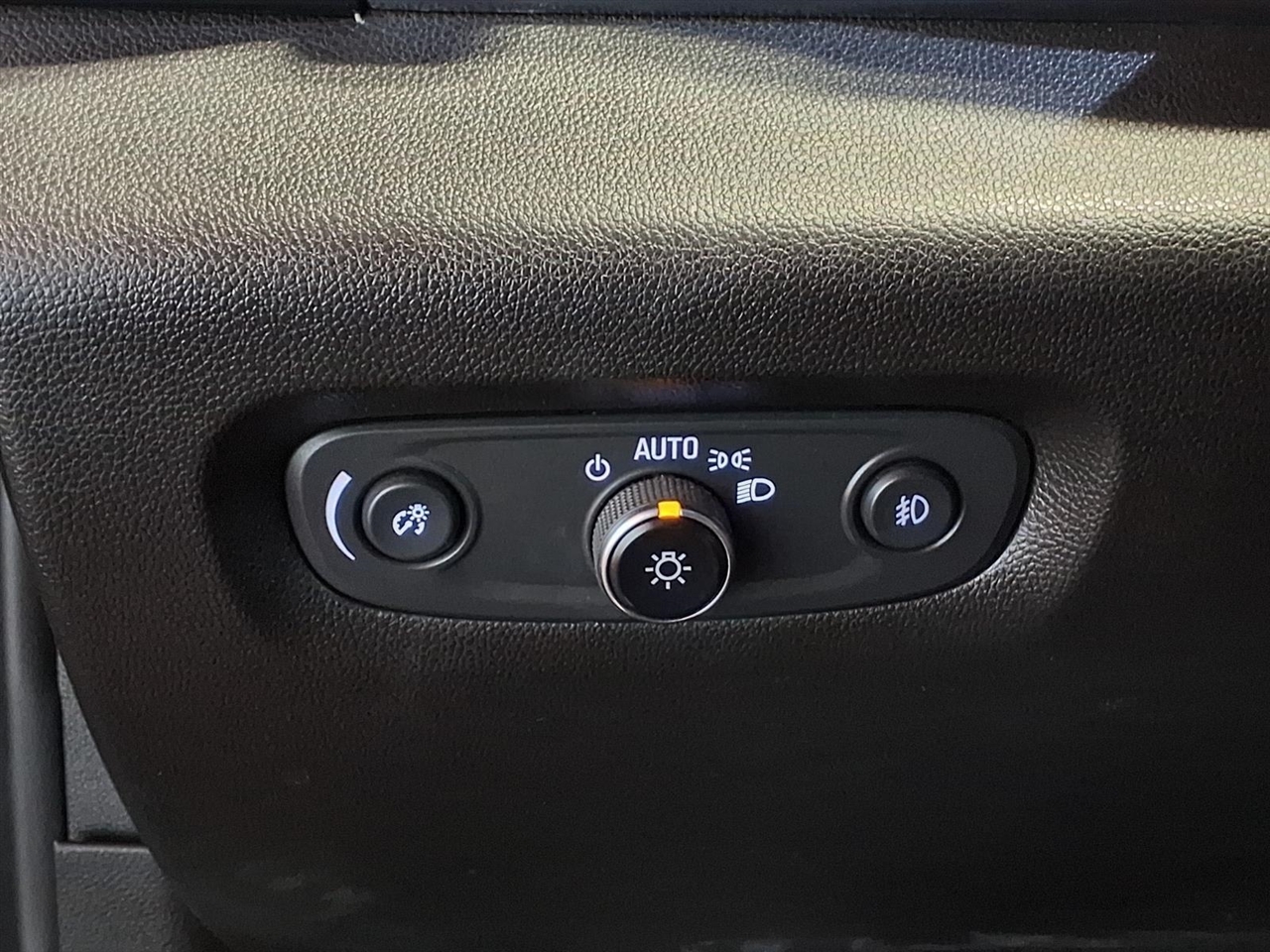 Chevrolet Traverse AWD 4dr High Country 2021