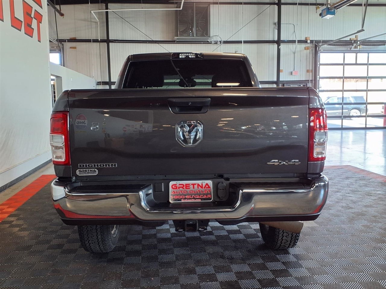 RAM 2500 Big Horn 4x4 Crew Cab 6'4" Box 2022