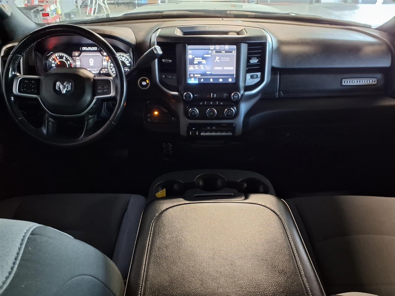 RAM 2500 Big Horn 4x4 Crew Cab 6'4" Box 2022