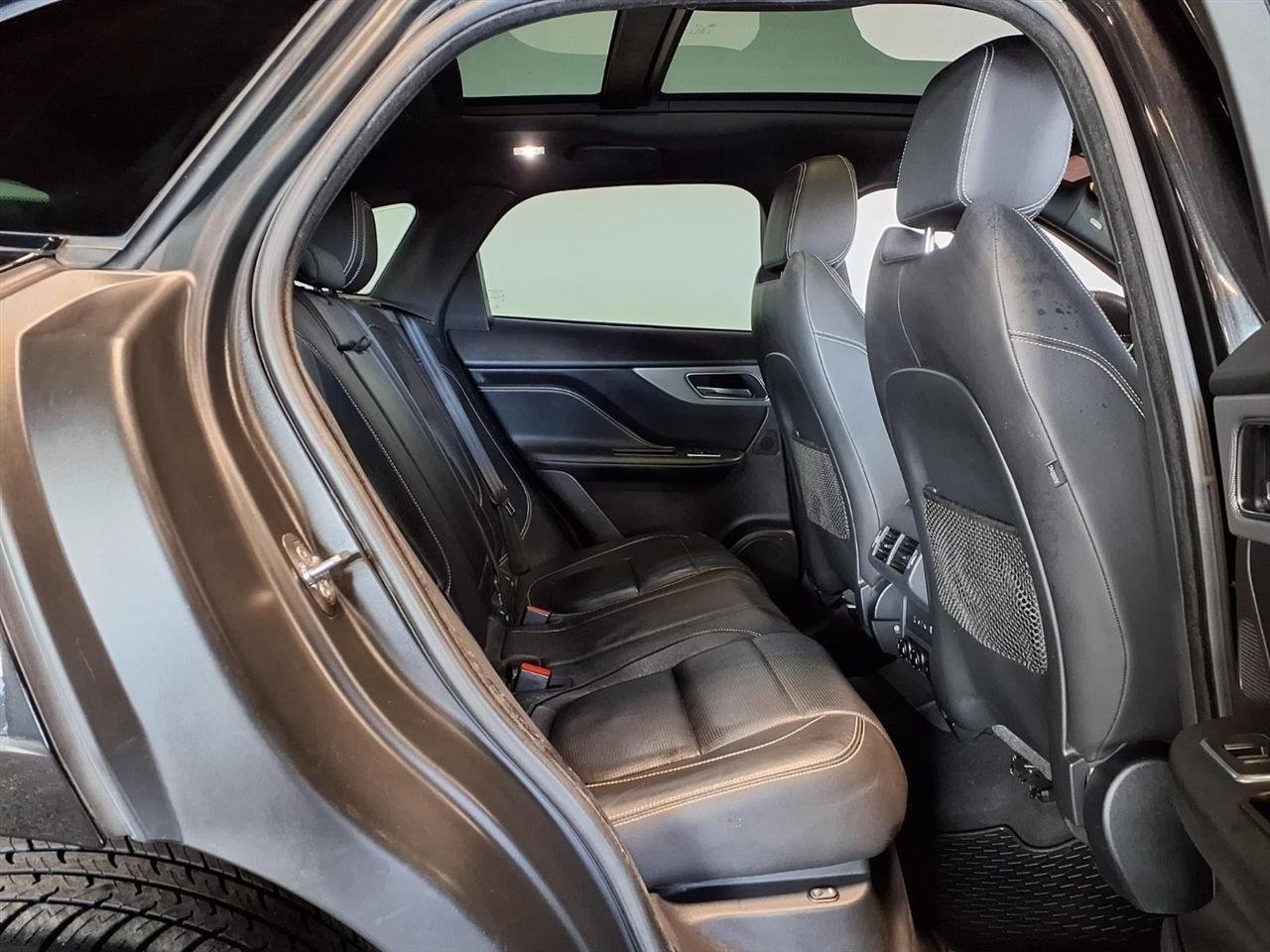 Jaguar F-Pace S AWD 2017