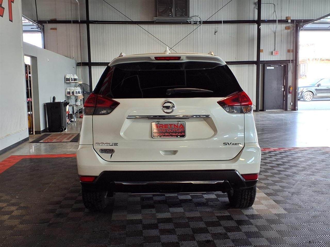 Nissan Rogue AWD SV 2018