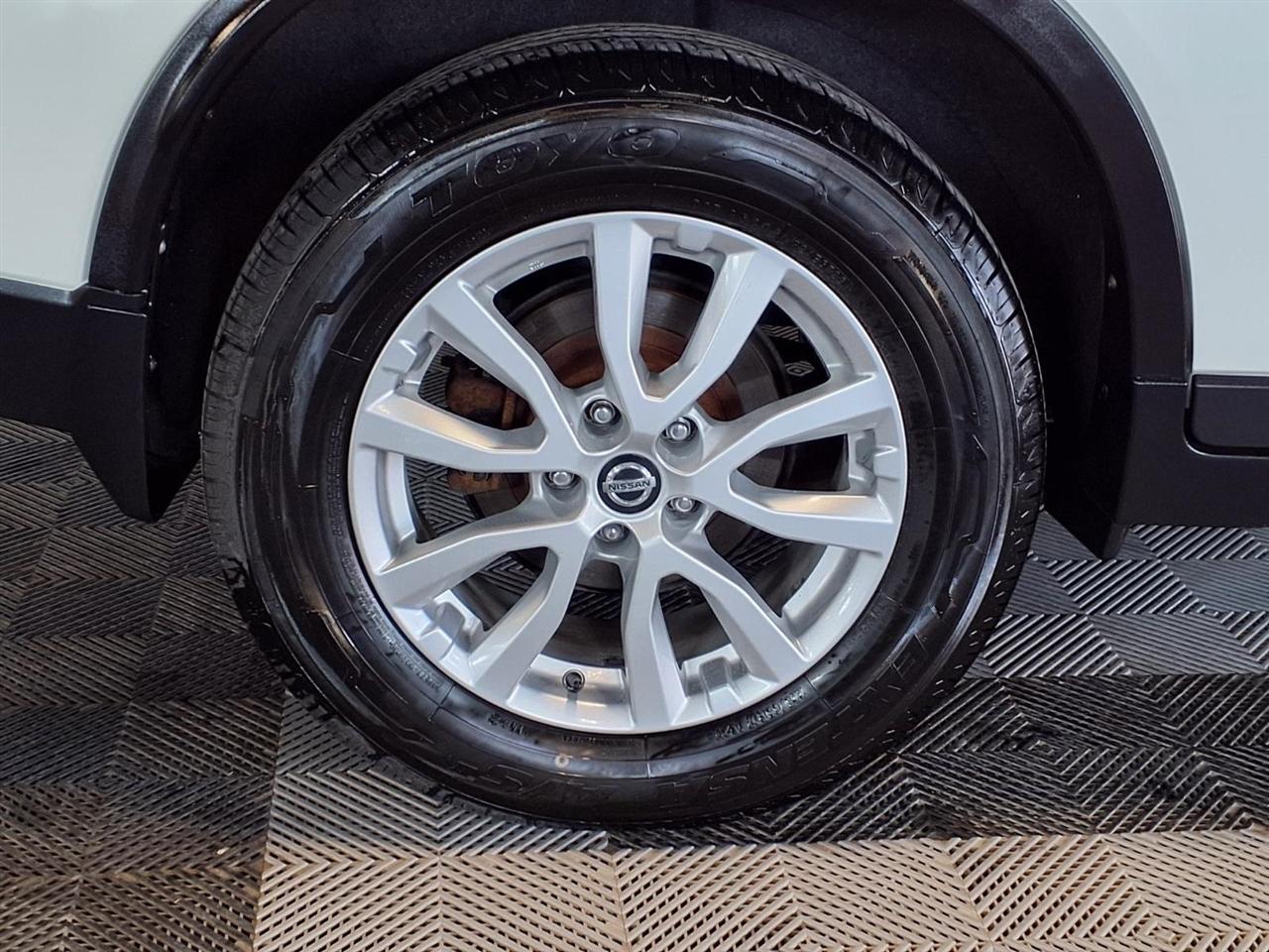 Nissan Rogue AWD SV 2018