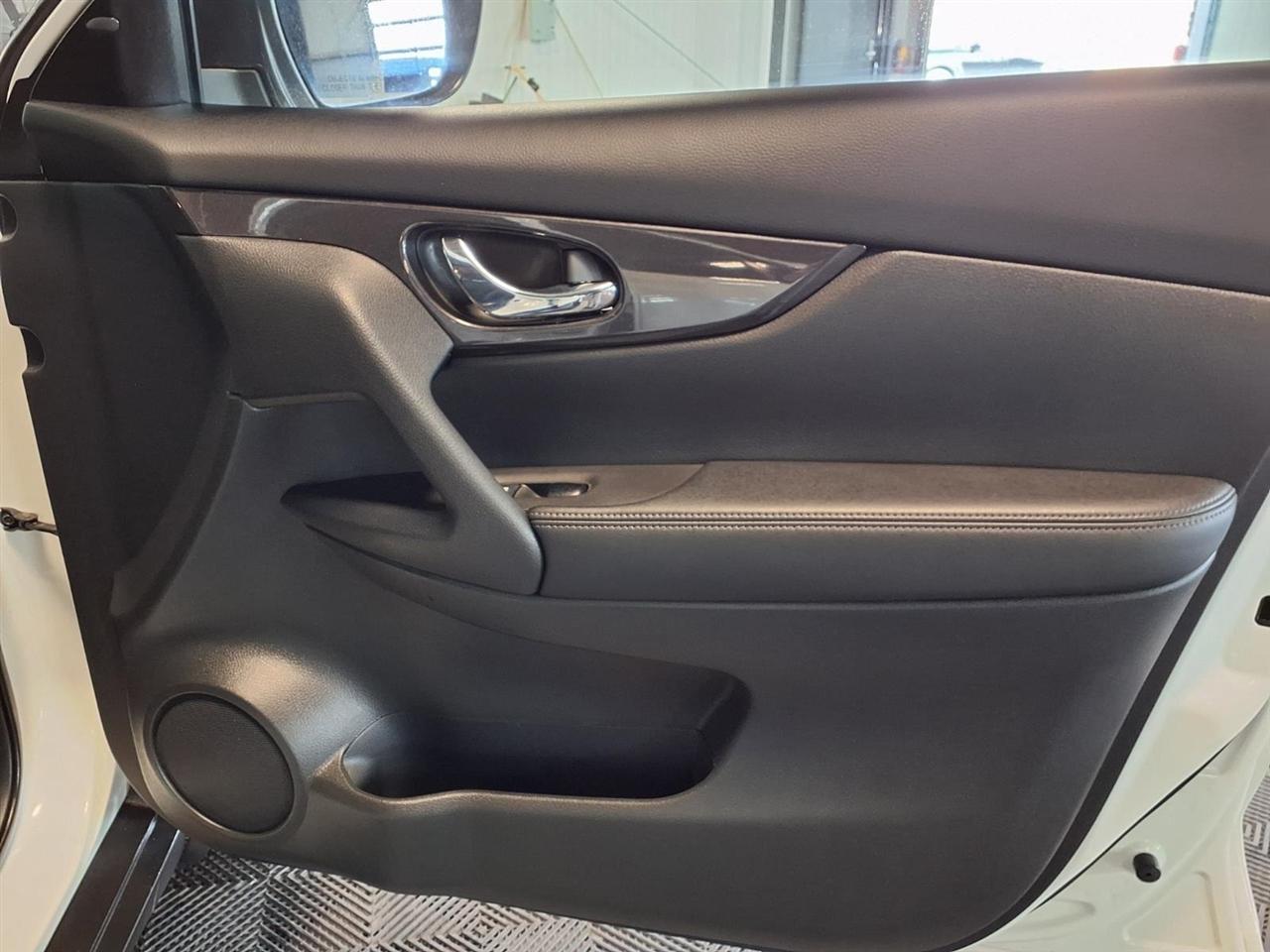 Nissan Rogue AWD SV 2018