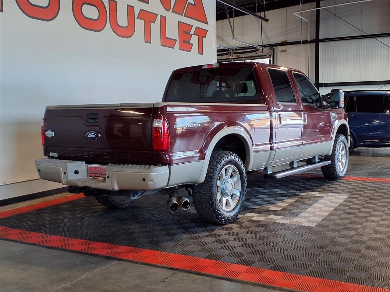 Ford Super Duty F-250 SRW  2010