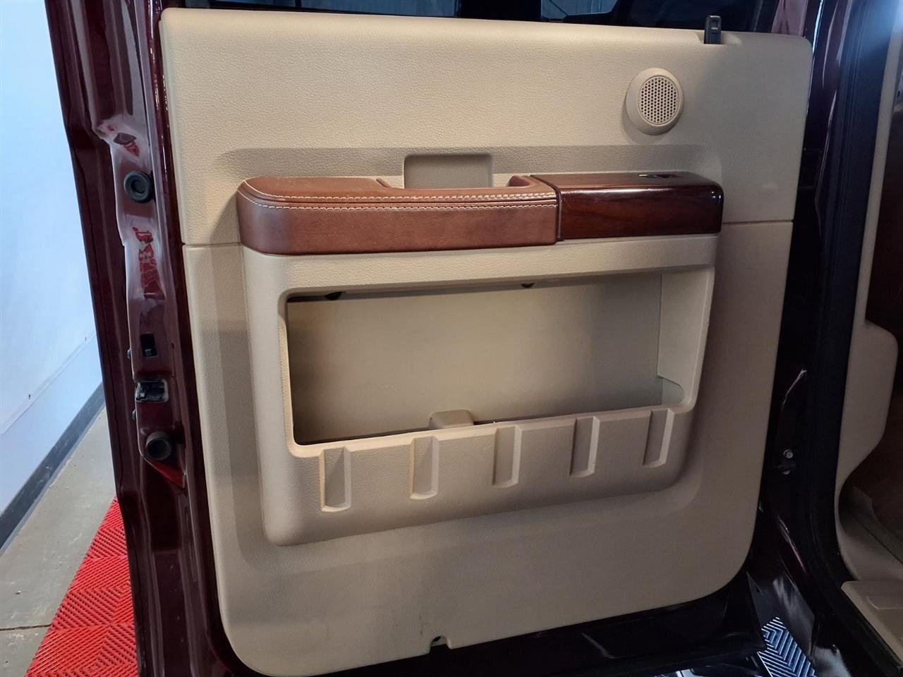 Ford Super Duty F-250 SRW  2010