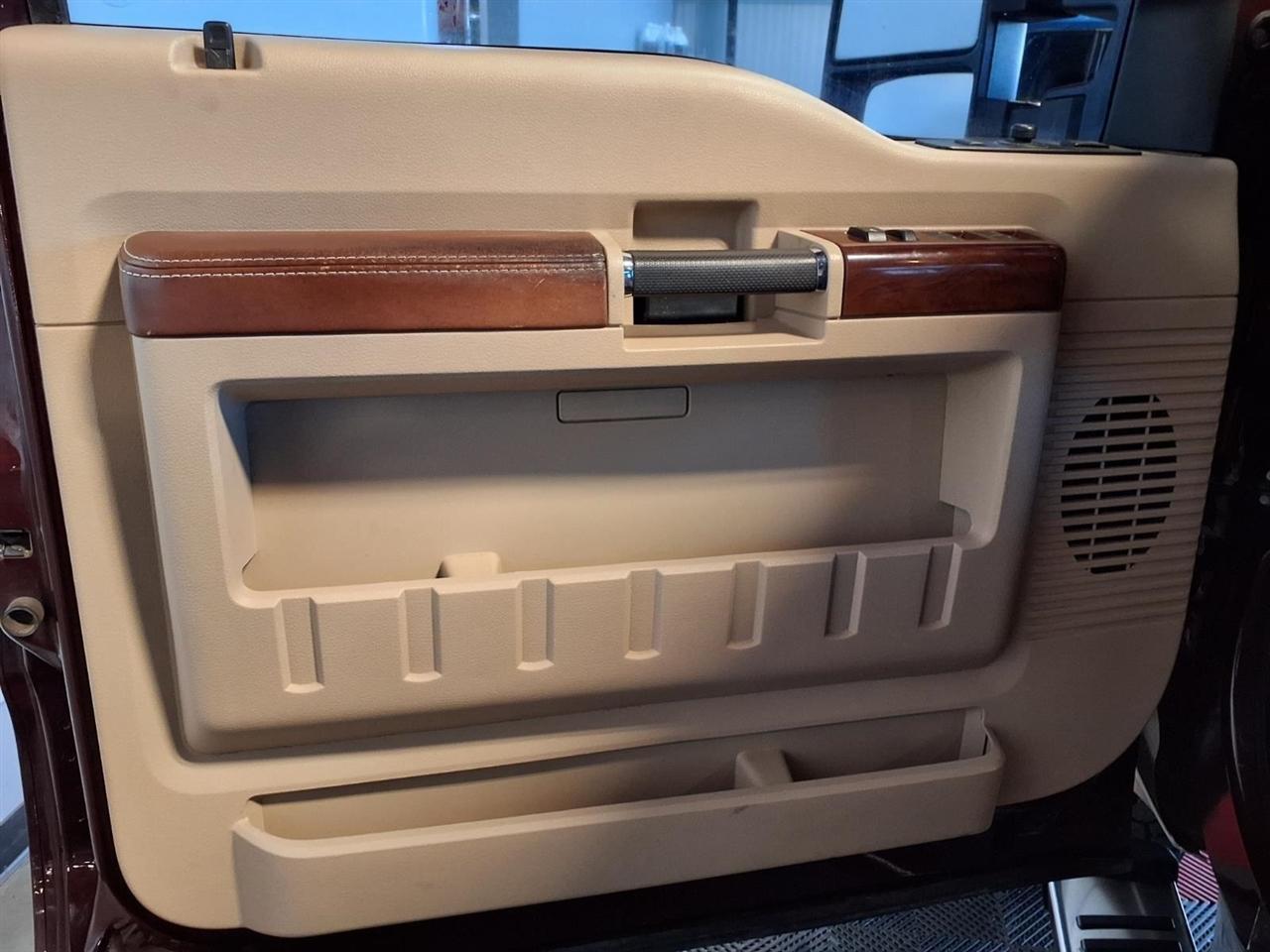 Ford Super Duty F-250 SRW  2010