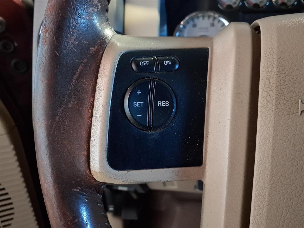 Ford Super Duty F-250 SRW  2010