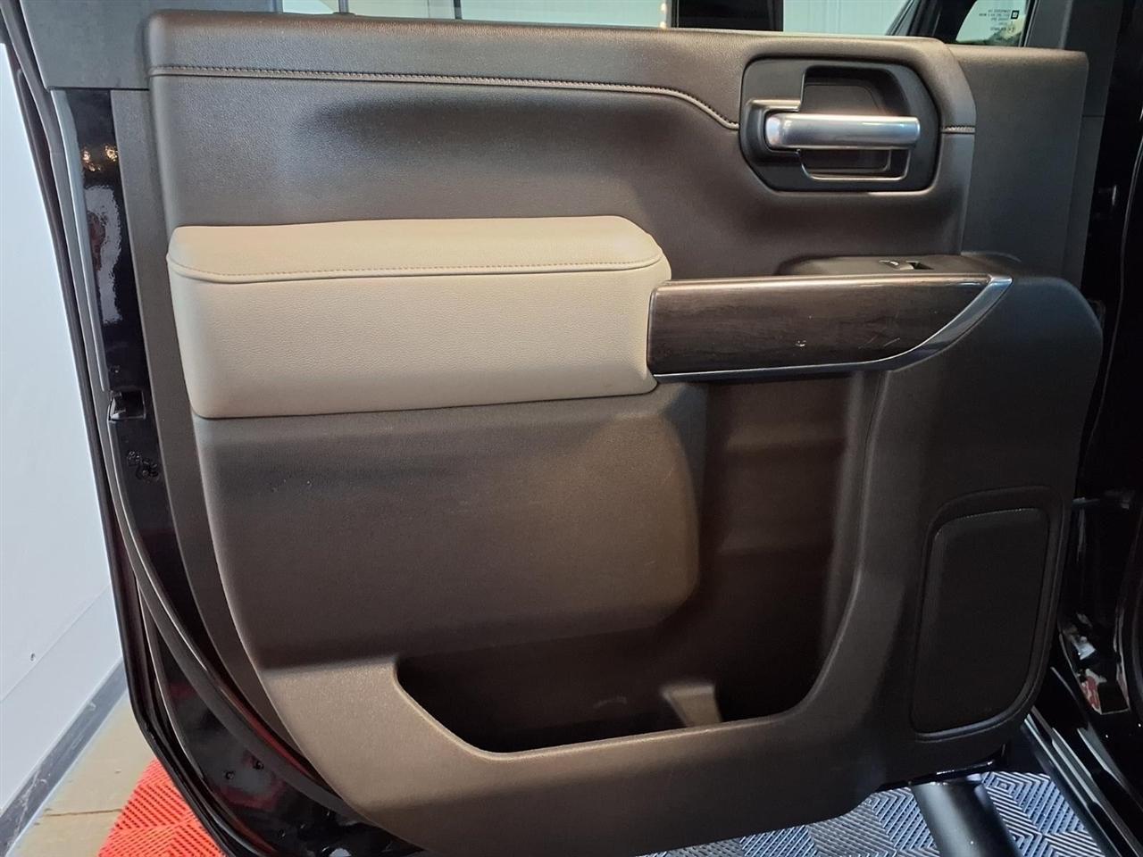 Chevrolet Silverado 2500HD 4WD Crew Cab 159" LTZ 2020