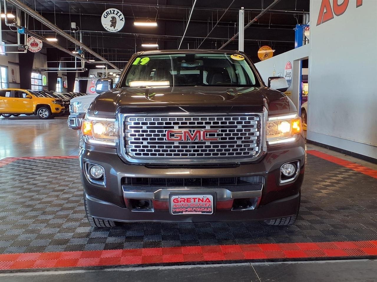 GMC Canyon 4WD Crew Cab 128.3" Denali 2019