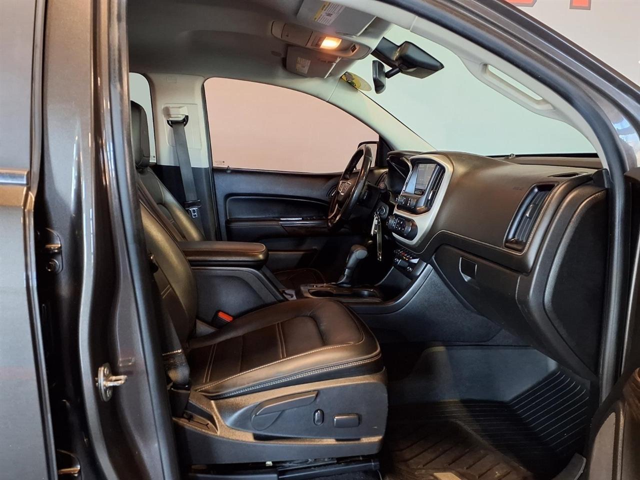 GMC Canyon 4WD Crew Cab 128.3" Denali 2019