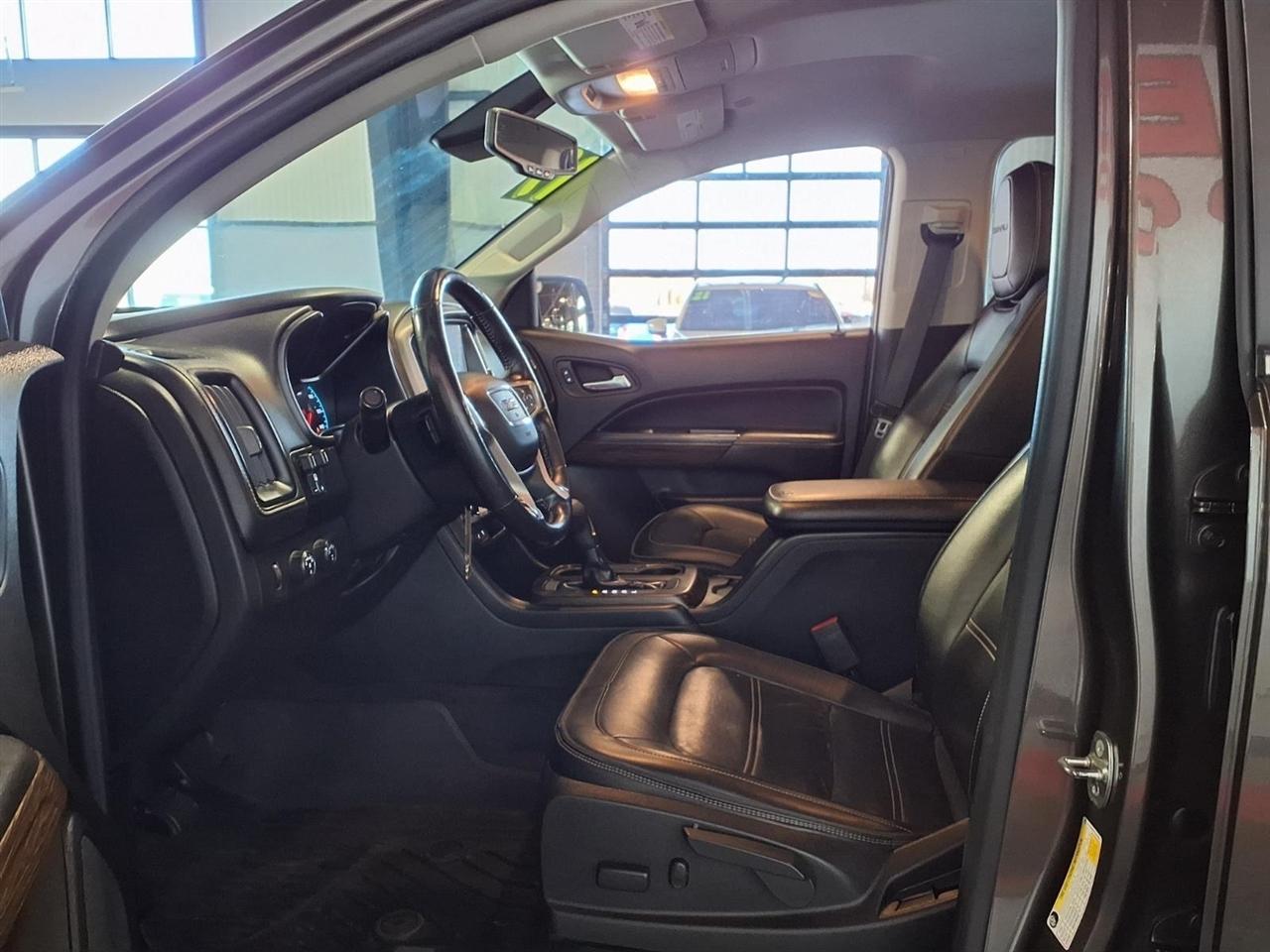 GMC Canyon 4WD Crew Cab 128.3" Denali 2019