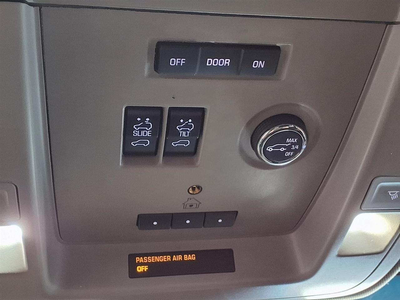 GMC Yukon XL 4WD 4dr Denali 2016