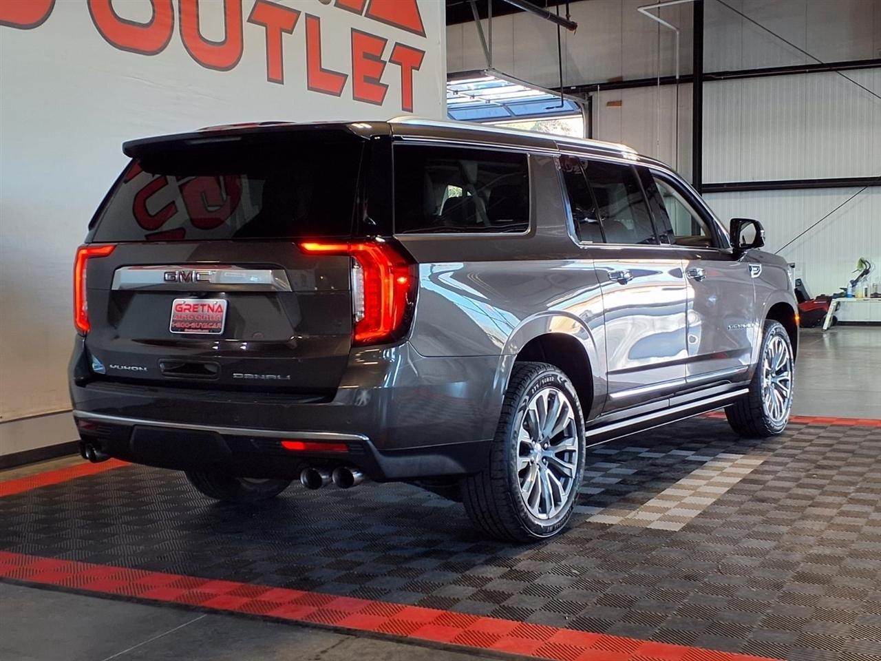 GMC Yukon XL 4WD 4dr Denali 2021