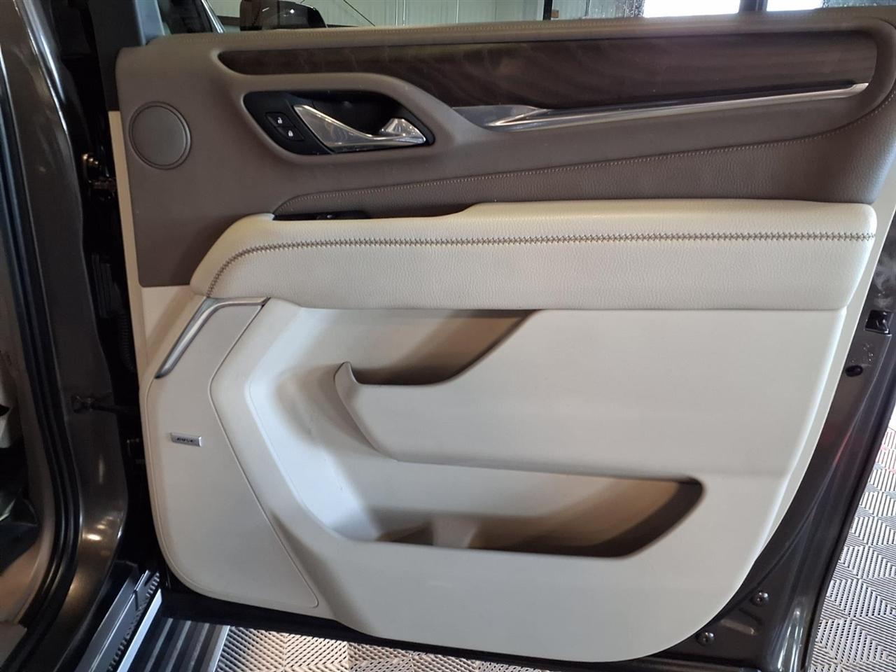 GMC Yukon XL 4WD 4dr Denali 2021