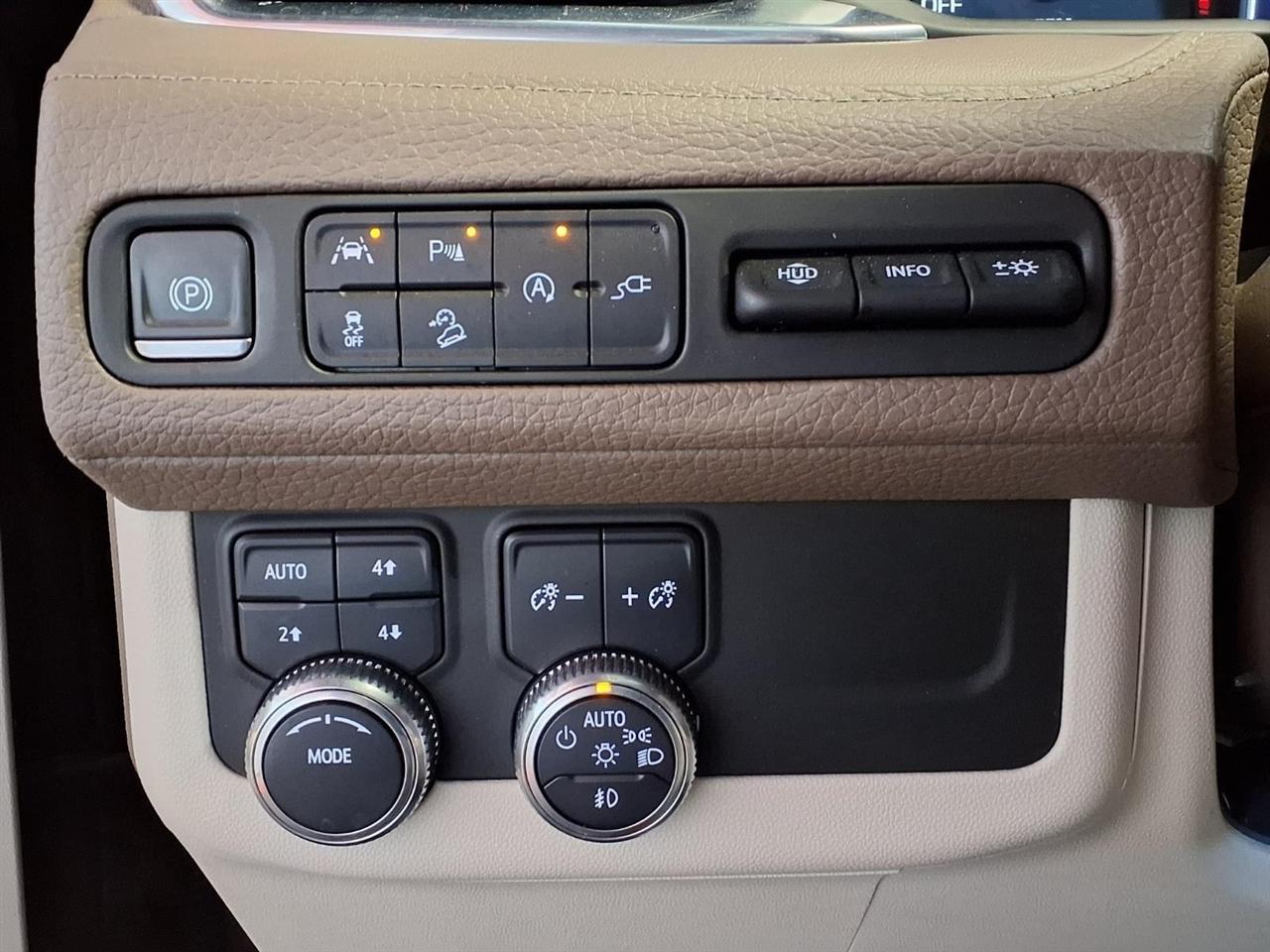 GMC Yukon XL 4WD 4dr Denali 2021