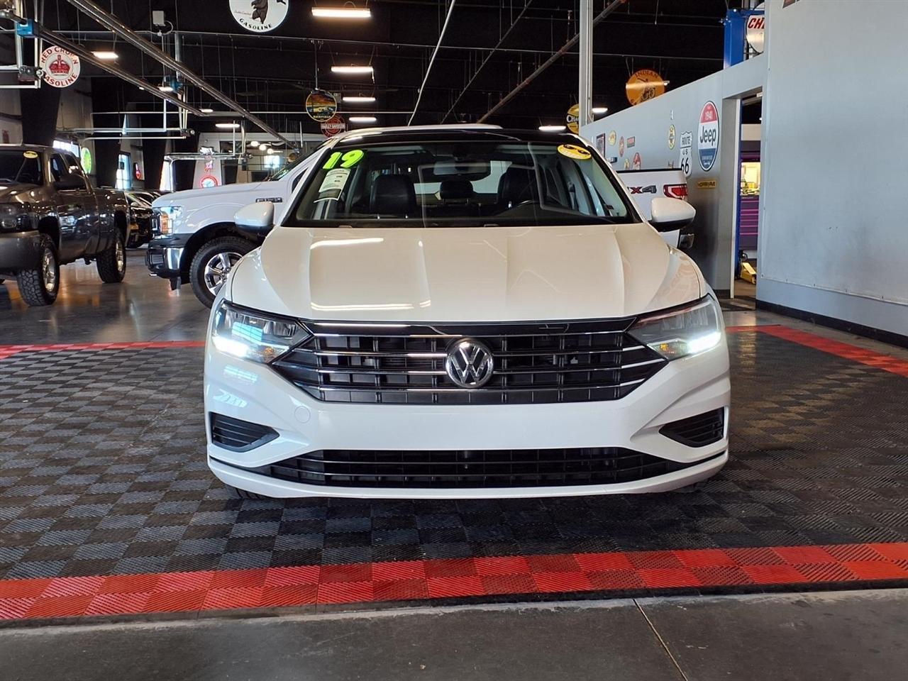 Volkswagen Jetta R-Line Auto w/ULEV 2019