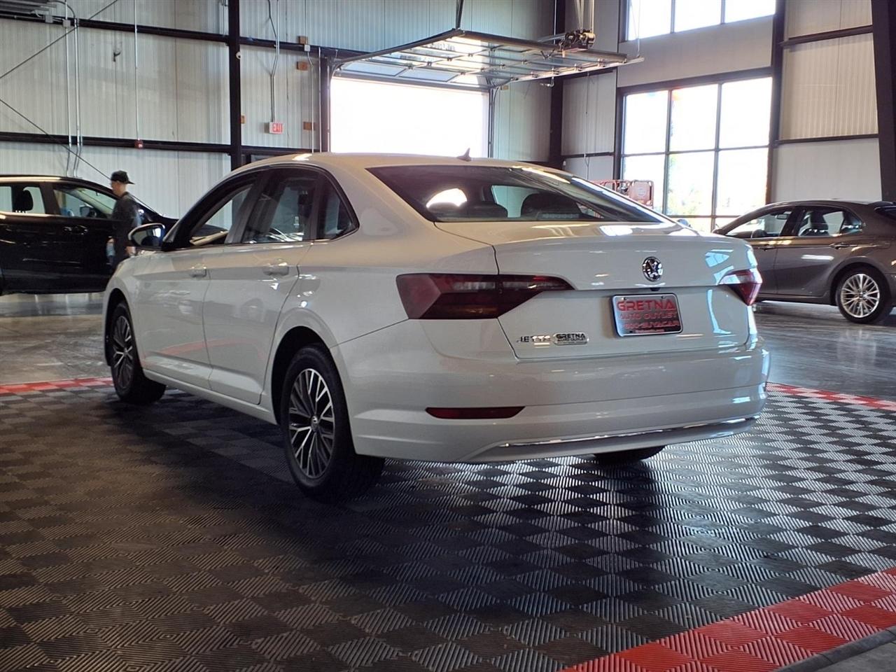 Volkswagen Jetta R-Line Auto w/ULEV 2019