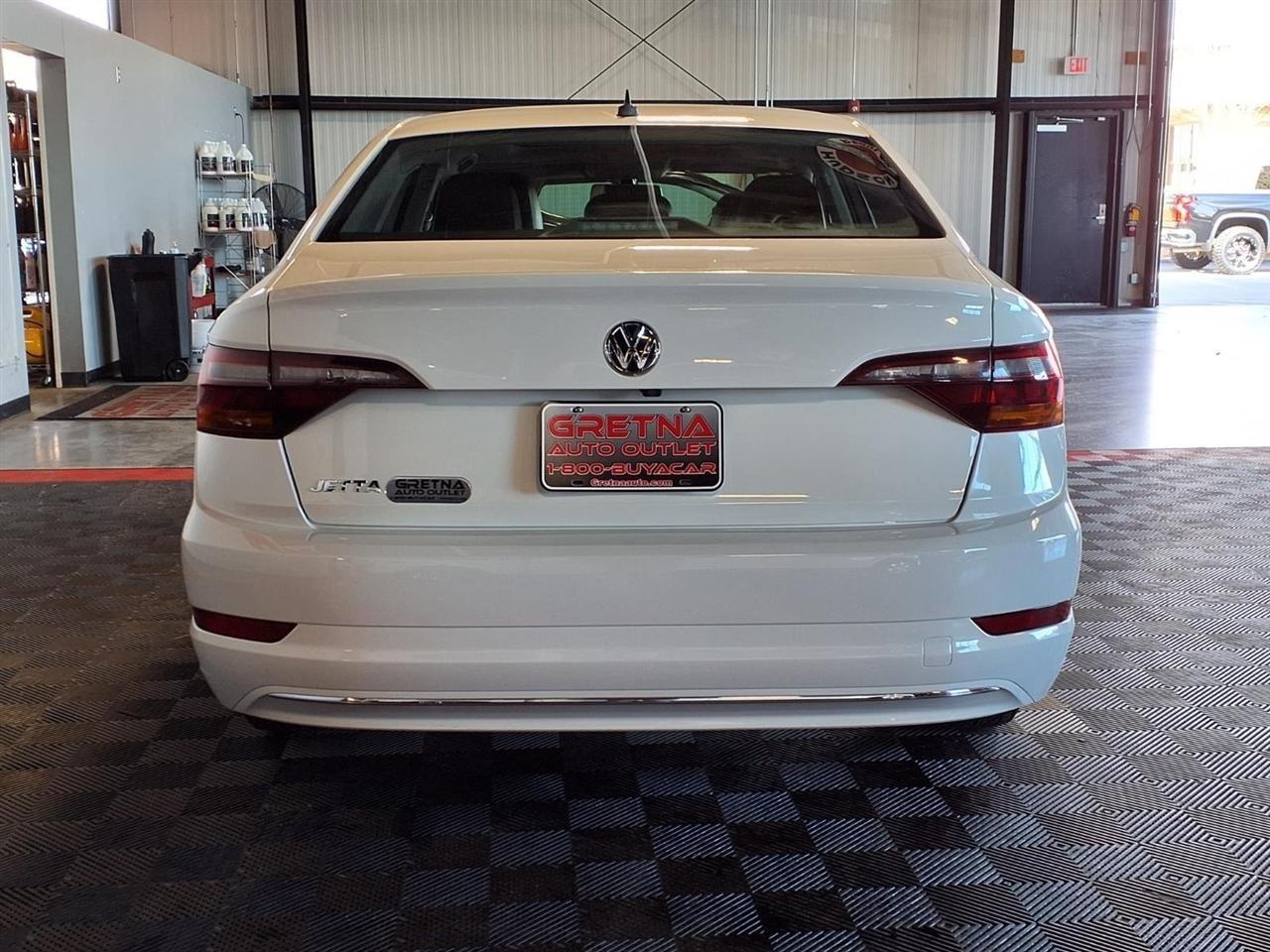 Volkswagen Jetta R-Line Auto w/ULEV 2019