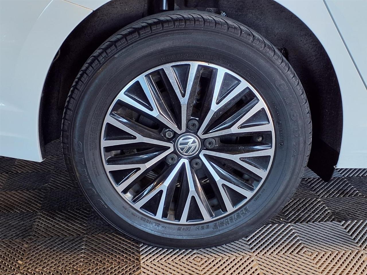 Volkswagen Jetta R-Line Auto w/ULEV 2019