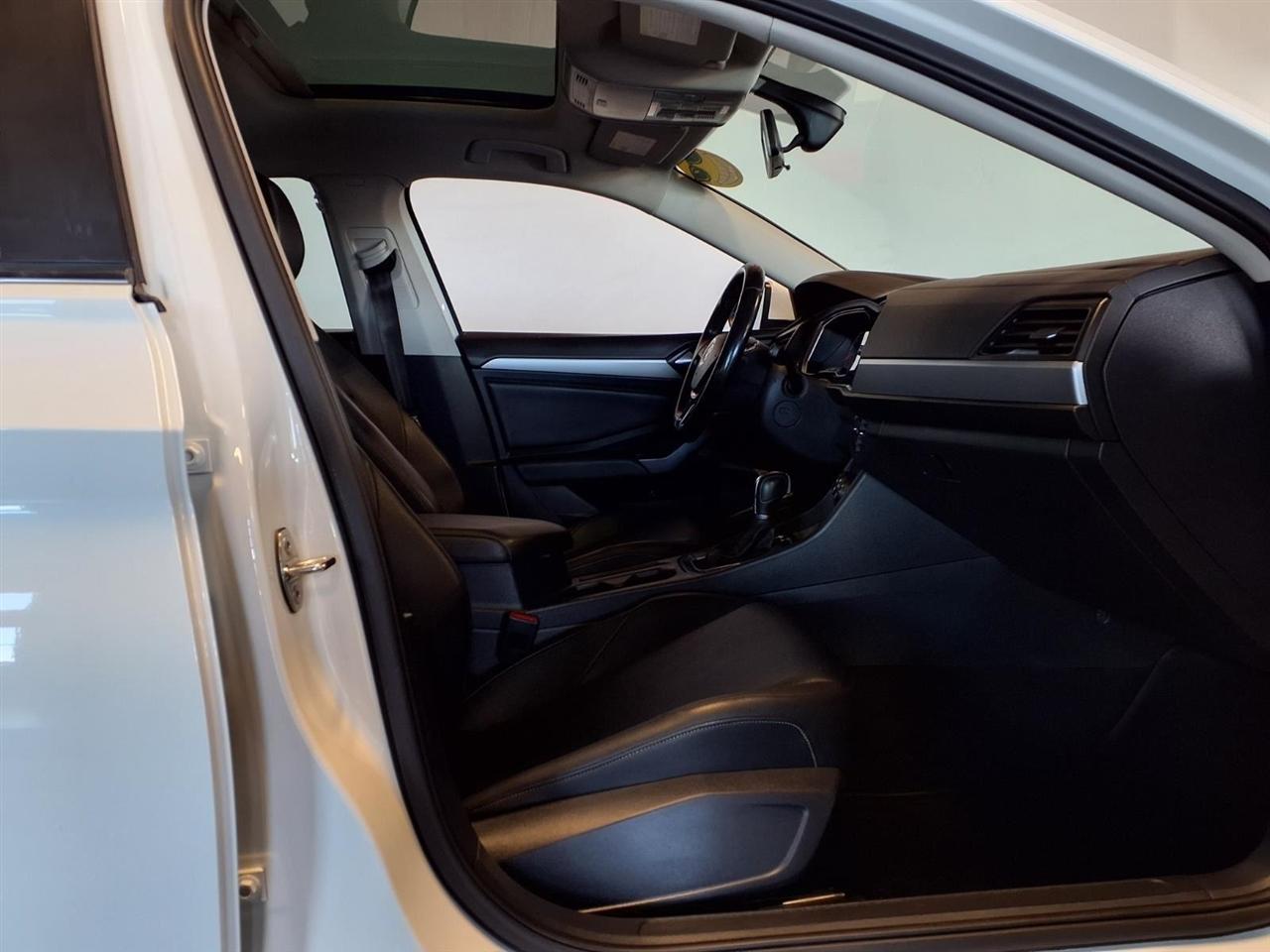 Volkswagen Jetta R-Line Auto w/ULEV 2019