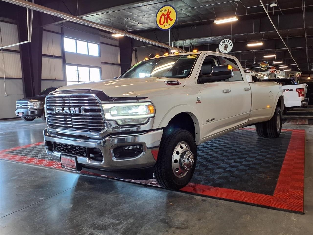 RAM 3500 Laramie 4x4 Crew Cab 8' Box 2022