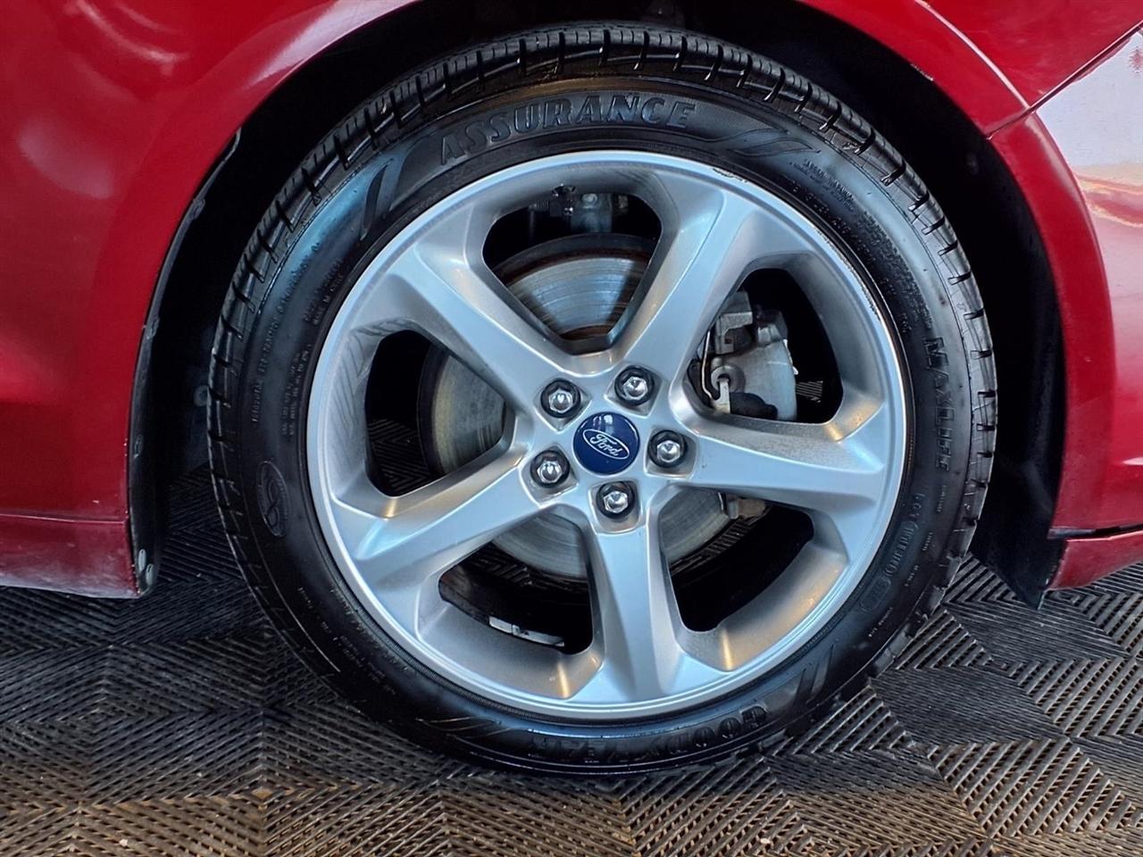 Ford Fusion 4dr Sdn SE FWD 2014