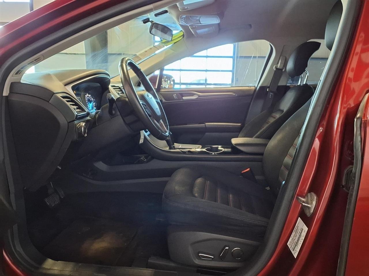 Ford Fusion 4dr Sdn SE FWD 2014