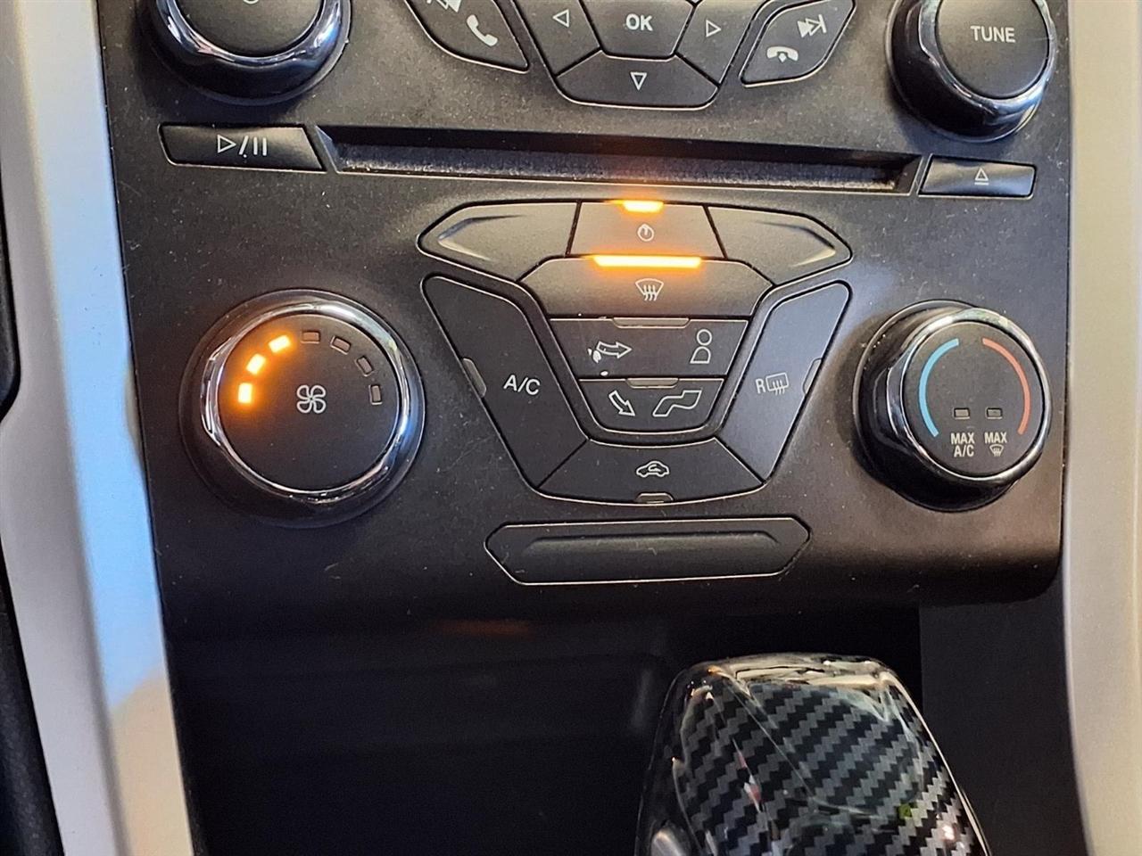 Ford Fusion 4dr Sdn SE FWD 2014