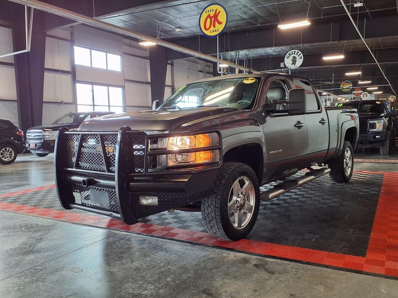 Chevrolet Silverado 2500HD 4WD Crew Cab 153.7" LTZ 2011