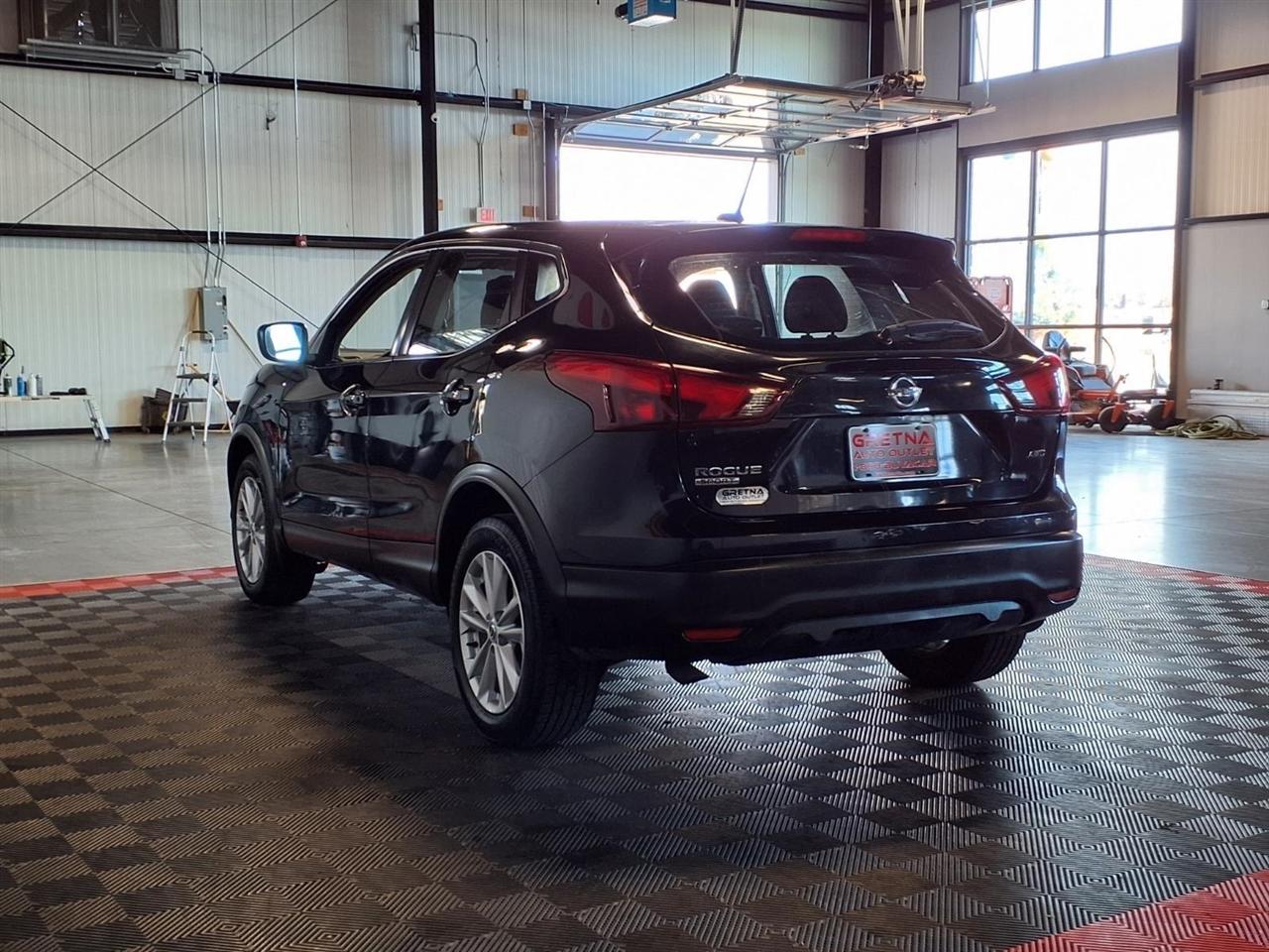 Nissan Rogue Sport AWD S 2017