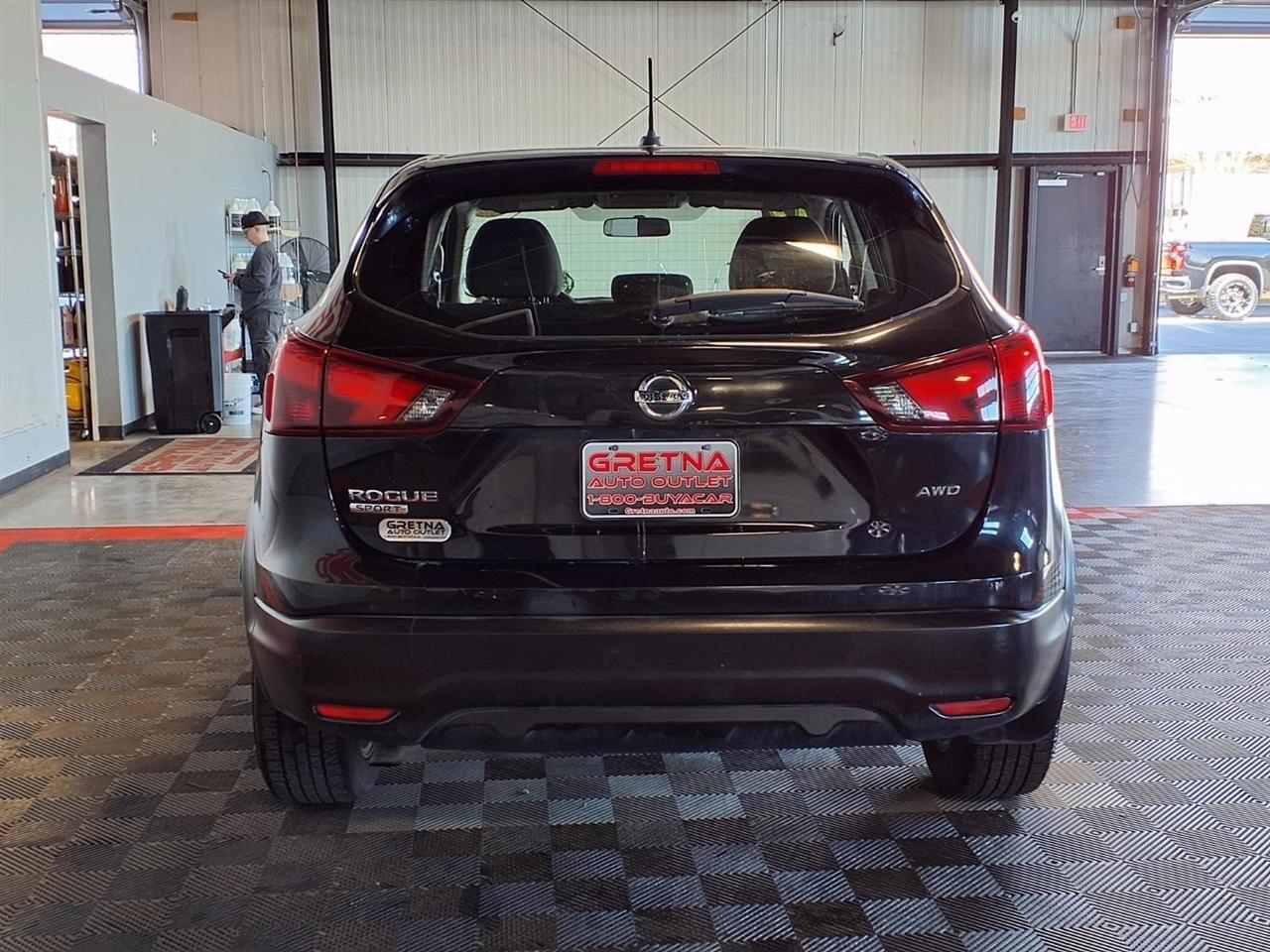 Nissan Rogue Sport AWD S 2017