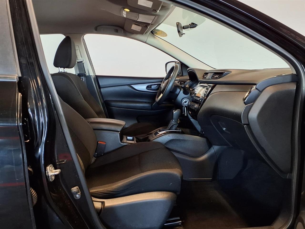 Nissan Rogue Sport AWD S 2017