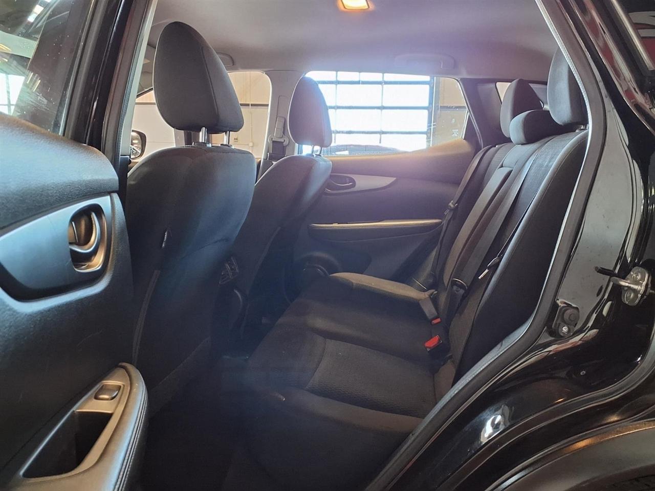 Nissan Rogue Sport AWD S 2017