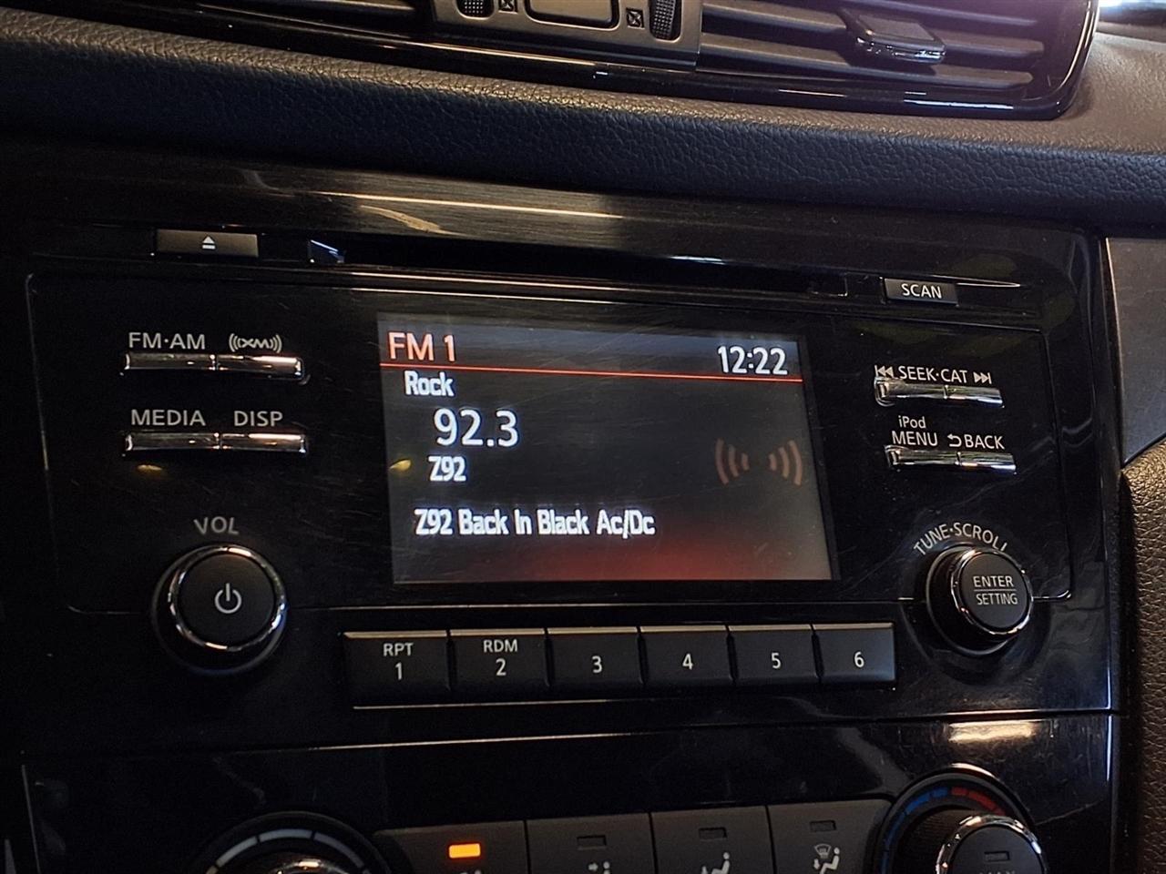 Nissan Rogue Sport AWD S 2017