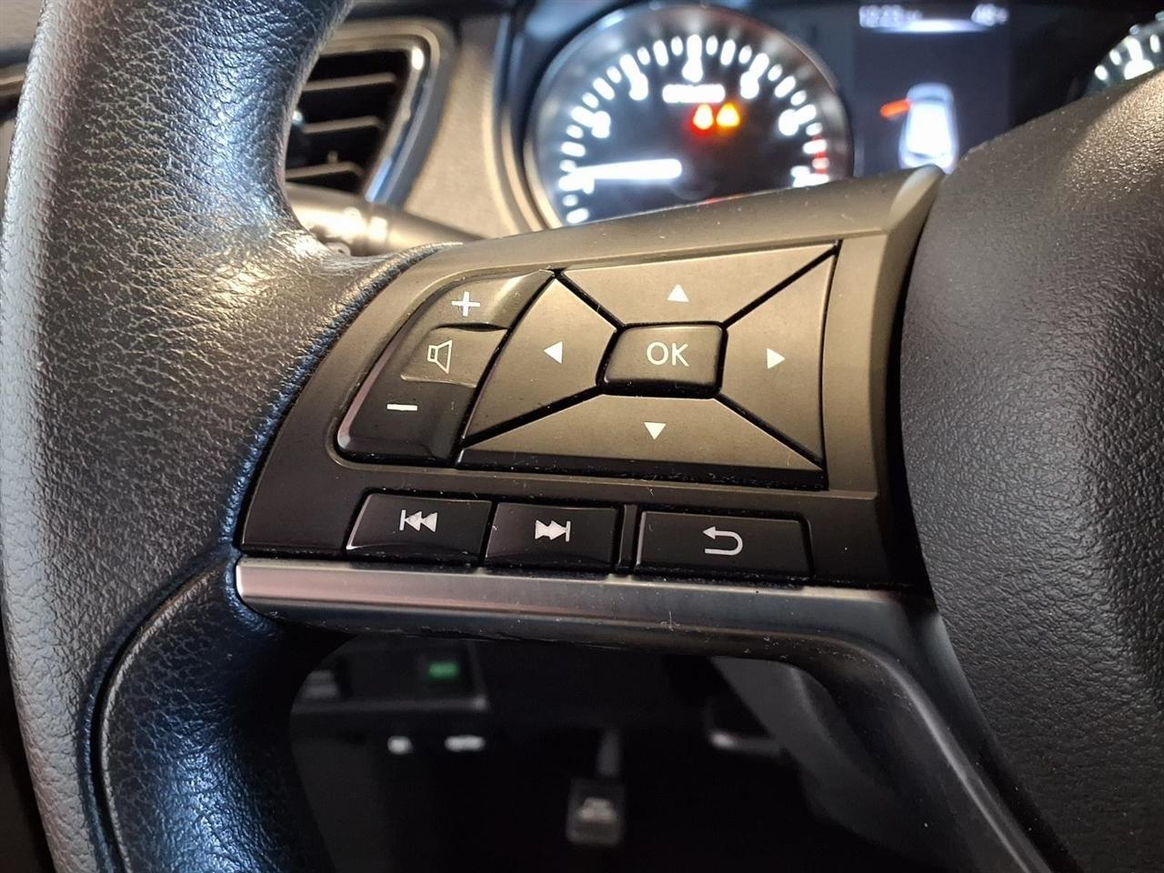 Nissan Rogue Sport AWD S 2017