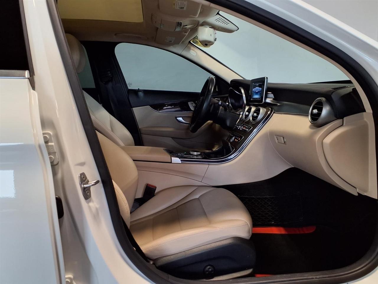 Mercedes-Benz C-Class C 300 4MATIC Sedan 2018