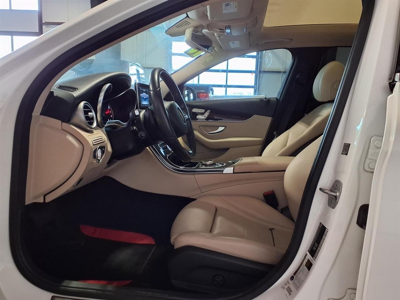 Mercedes-Benz C-Class C 300 4MATIC Sedan 2018